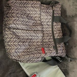 Skip hop diaper bag